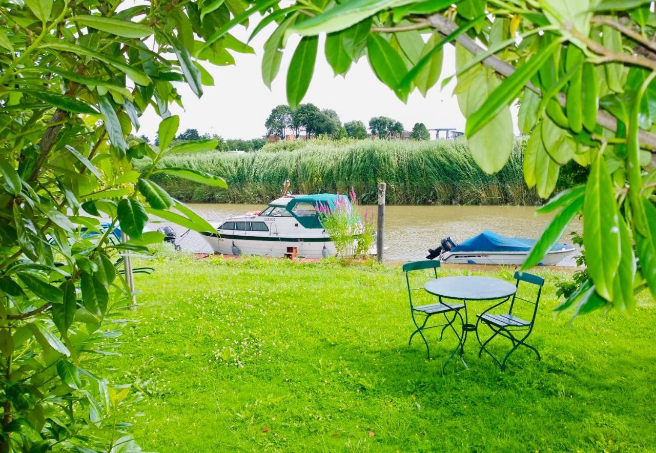 Fewo Blankenese Im Haus Luehegarten Grünendeich Exteriér fotografie